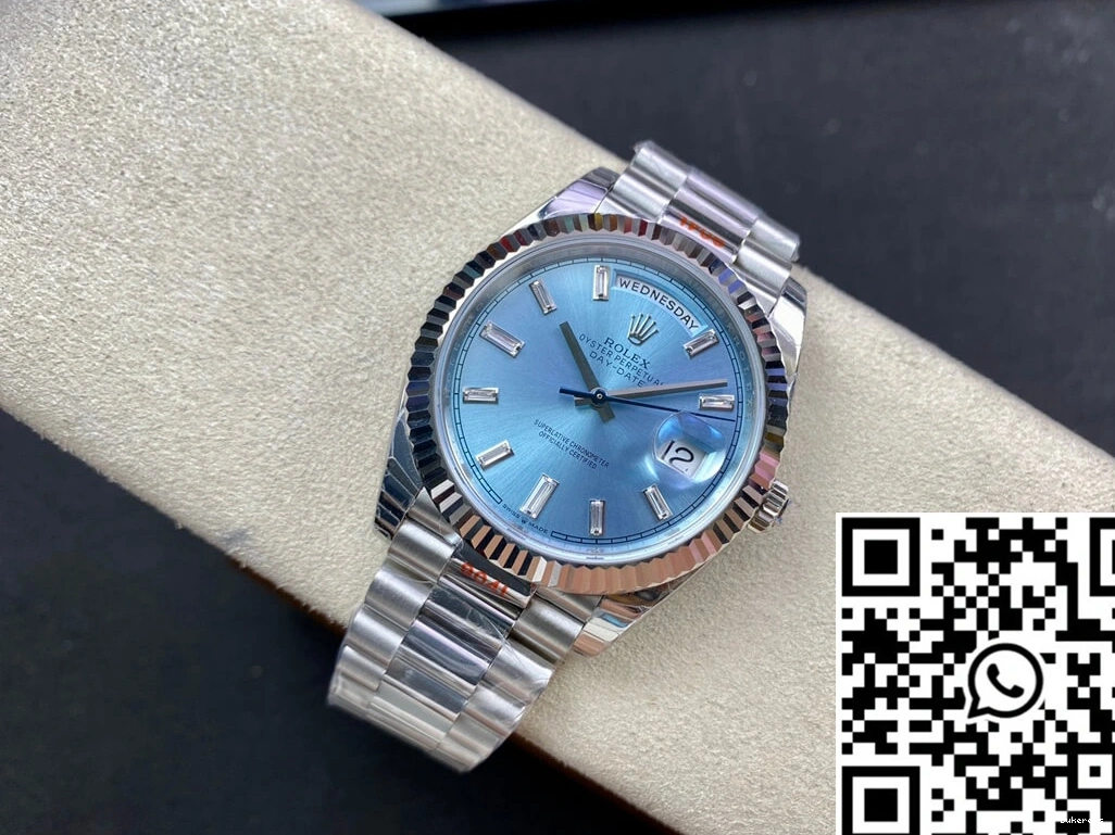 M228236-0006 Day Diamond-set Dial Rolex Factory EW Date 0420